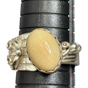 Vintage Sterling Silver Southwestern Cream Gemstone Adjustable Ring Size 11 1/2